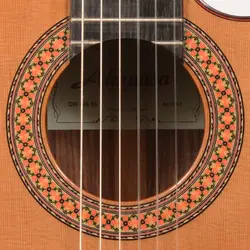 گیتار کلاسیک آلمانزا ALMANSA 435 CW E8