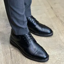 کفش کلاسیک مردانه جنس چرم براق ضد آب سایز 40 الی 45 کد 992