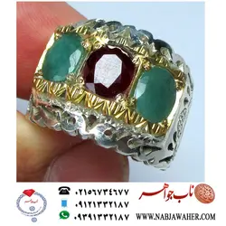 حلقه جواهری شیک یاقوت و زمرد و رکاب نقره قلمزنی بخشی