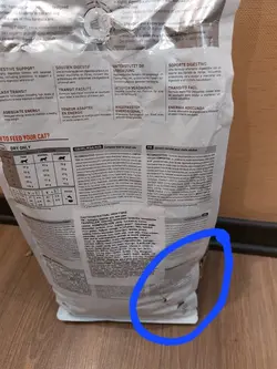 غذای خشک گربه رویال کنین مدل گاسترو فیبر ROYAL CANIN GASTROINTESTINAL FIBRE RESPONSE 2 KG( مخدوش )