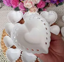خرما خوری تکی