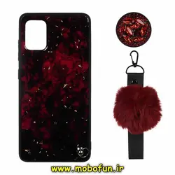 قاب گوشی Galaxy A51 سامسونگ طرح ماربل به همراه بند پام پام و پاپ سوکت الماسی زرشکی کد 456