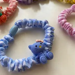 کش مو اسکرانچی پیکسل دار عروسکی