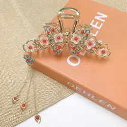 کلیپس فلزی پروانه آویزدار گل قرمز