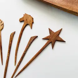 کانزاشی یا سیخ مو چوبی روشن