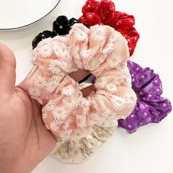 اسکرانچی ساتن طرح عروسکی