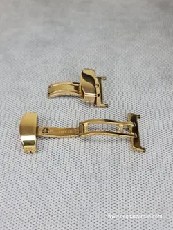 قفل تاشو بند چرمی بدون دکمه رنگ طلایی