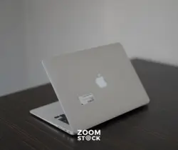 مک بوک ایر استوک MacBook Air 13-inch Mid 2011 مدل A1369 رم ۴ حافظه ۲۵۶ پردازنده i5