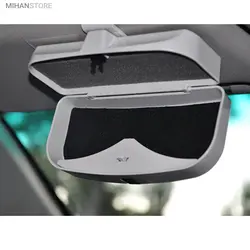 نگهدارنده عینک خودرو