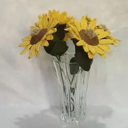 شاخه گل آفتابگردان بافتنی
