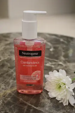 ژل شستشوی صورت گریپ فروت نیتروژینا Neutrogena  اورجینال  6628