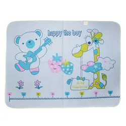 زیرانداز تعویض عروسکی کوچک نوزاد