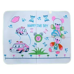 زیرانداز تعویض عروسکی کوچک نوزاد