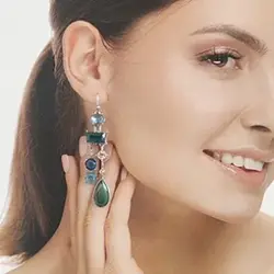 گوشواره زنانه نگین دار مدل SE1022