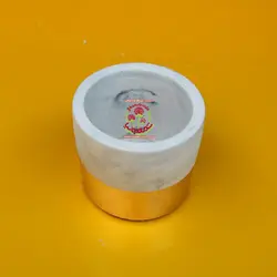 گلدان بتنی دایره با نوار طلائی