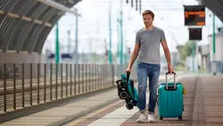 کالسکه مسافرتی صورتی کیندرکرافت مدل MINI DOT