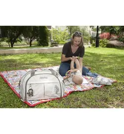 ساک لوازم کودک کرم اوکی داگ Okiedog