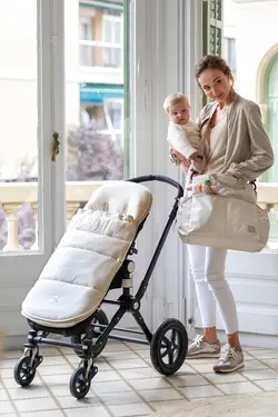 ساک لوازم کودک بژ واکینگ مام مدل HAPPY CHIC