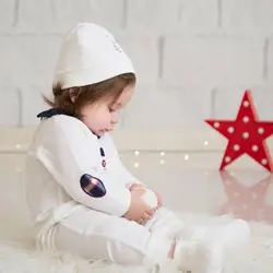 سرهمی سفید کودک زمستانی با کلاه ایندیگو