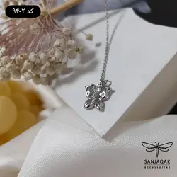 آویز ساعت زنانه طرح پروانه