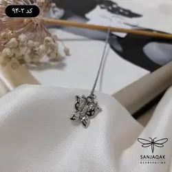 آویز ساعت زنانه طرح پروانه