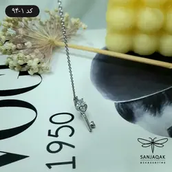 آویز ساعت زنانه طرح کلید