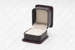 جعبه انگشتر چوبی جواهر مدل اونیکس