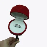 جعبه انگشتر گل رز شاخه ای بزرگ