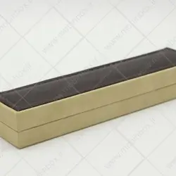 جعبه دستبند چرمی جواهر مدل آماتیس