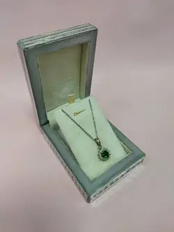 جعبه مدال چوبی اینه دار