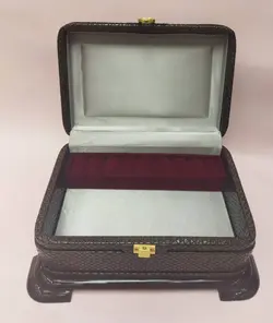 کلکسیون چرمی