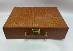 کلکسیون چرمی جواهرات