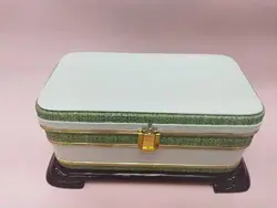 کلکسیون چرمی جواهرات