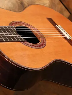 خرید گیتار کلاسیک الحمبرا مدل Alhambra 7P آکبند - دنیای ساز