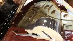 خرید گیتار کلاسیک پیکاپ دار lanji لانجی آکبند - دنیای ساز