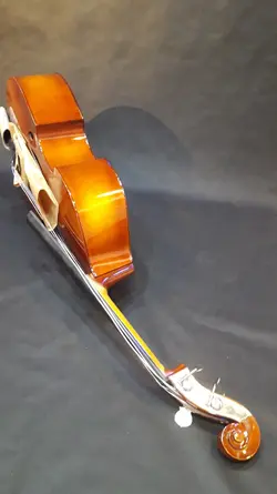 خرید کنترباس strund B&H جمهوری چک آکبند - دنیای ساز