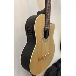 خرید گیتار کلاسیک پیکاپ دار Giannini جیانینی مدل cg200 آکبند - دنیای ساز