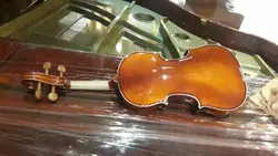 خرید ویولن suzuki سوزوکی دور سفید آکبند - دنیای ساز