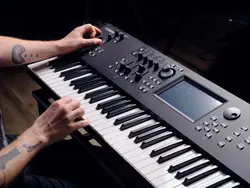 خرید سینتی سایزر یاماها مدل Yamaha MODX + 61 آکبند - دنیای ساز