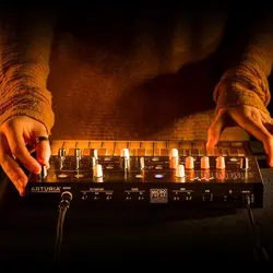 خرید سینتی سایزر هیبرید مجازی آرتوریا Arturia MicroFreak Polyphonic Hybrid Synthesizer آکبند - دنیای ساز