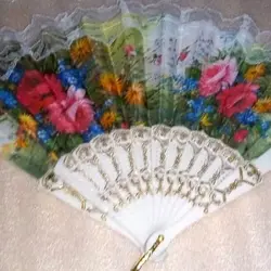 بادبزن سفید طرح 2