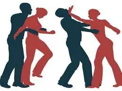 آموزش دفاع شخصی کاربردی و دفاع و گرفتن چاقو، قمه، ساطور، چوب به راحتی و مناسب همه افراد