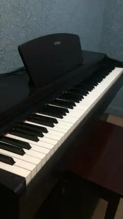 پیانو Ydp 131
