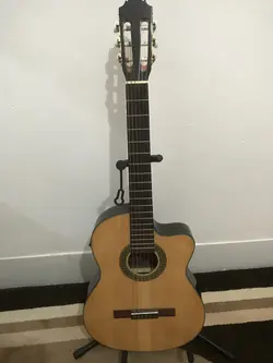 گیتار آنتونیو آپاراچیو