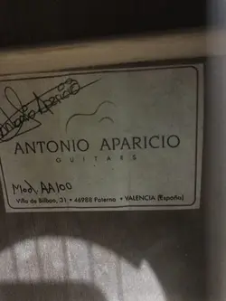 گیتار آنتونیو آپاراچیو