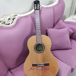 گیتار الحمبرا c1 اصل اسپانیا با هاردکیس