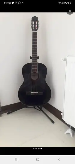 گیتار انتونیو الوارز