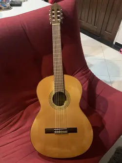 گیتار فلامنکو دست ساز