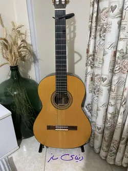 گیتار فلامنکو مدرن آنتونیو آپاراچیو مدل AA50