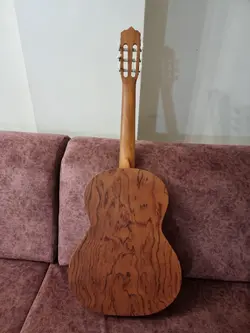 گیتار کلاسیک پارسی یاماها c7